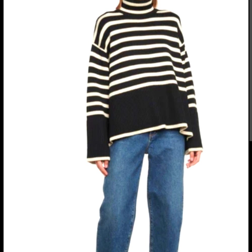 Striped Black and White Turtleneck Sweater By Moon River